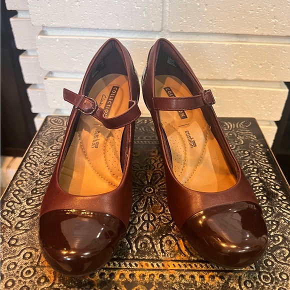 clarks mary jane heels